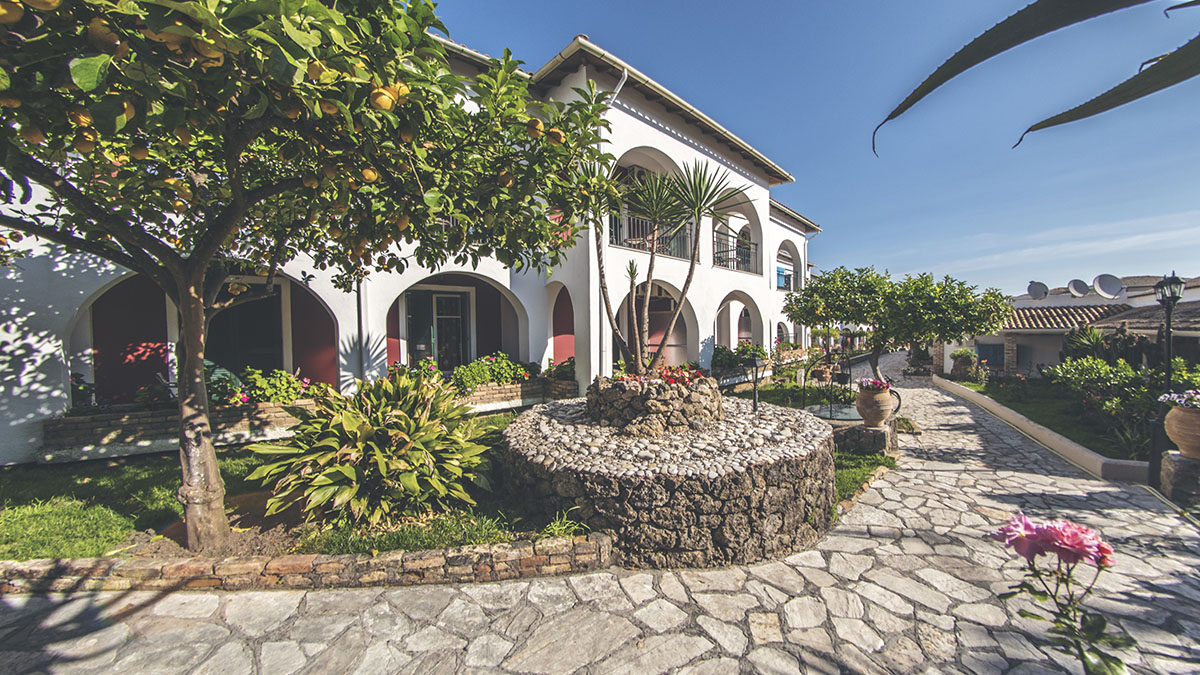 Iliada Beach Hotel - NR